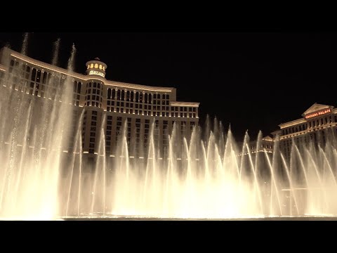 Fountains of Bellagio - Singin' in the Rain (south view)