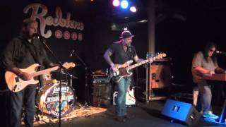 Walter Trout Band, Davenport Iowa, July 21, 2015 (complete show)