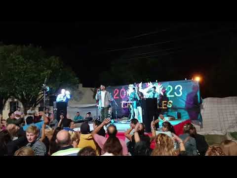 Grupo La Que Va en Villa Dominguez (muchacho)