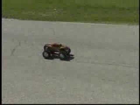 Traxxas setup 11 of 21 - Breaking in your Engine