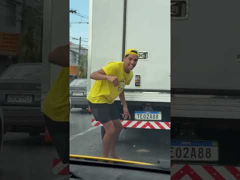 Leozinho com seu novo carro ib: @ leozinho077 #emillyvickof