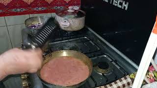 بطاطس صنيه بطريقه جديده ومعاها لحمه.