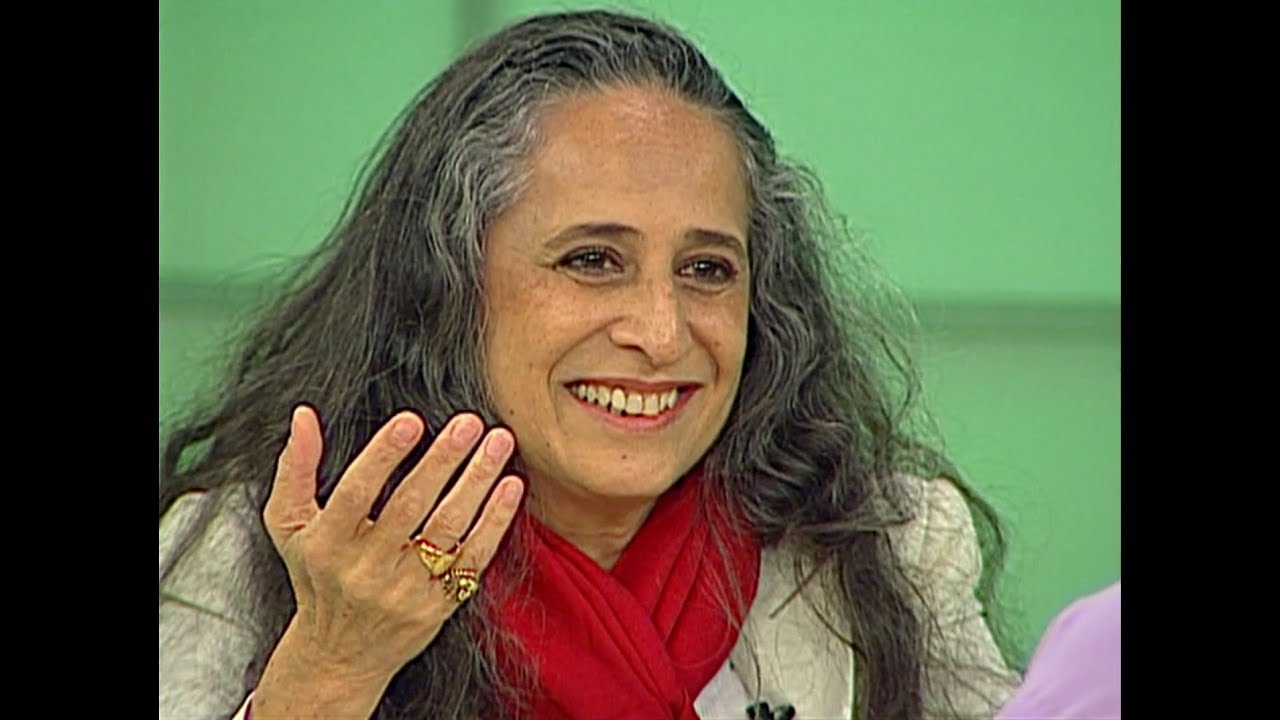 Sem Censura homenageia Maria Bethânia