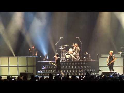"Know Your Enemy" - Green Day performing at Verizon Center - Washington D.C. - 03/13/17