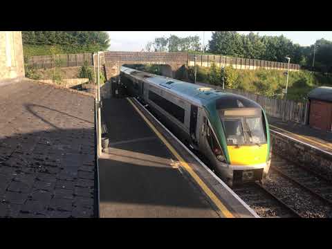 22000 Class Departing Dromod