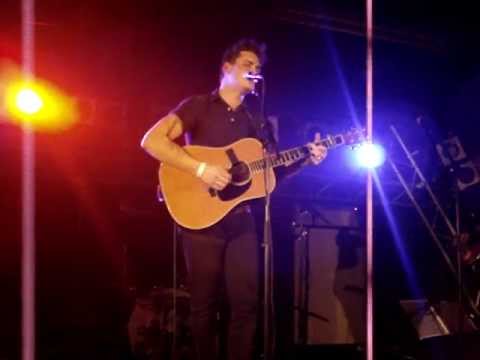 Douwe Bob Posthuma - Beautiful (Live at Stille Nacht Festival)