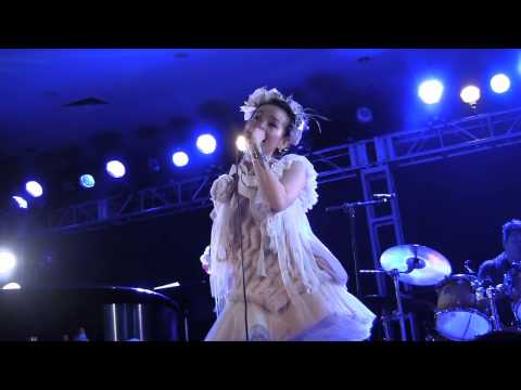Tomoe Shinohara with Hikashu live clips