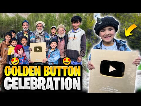 Golden Play Button Celebration With My Villagers | Gawon Walay Khosh Hogaye | Unboxing Muskan Ne Ki????