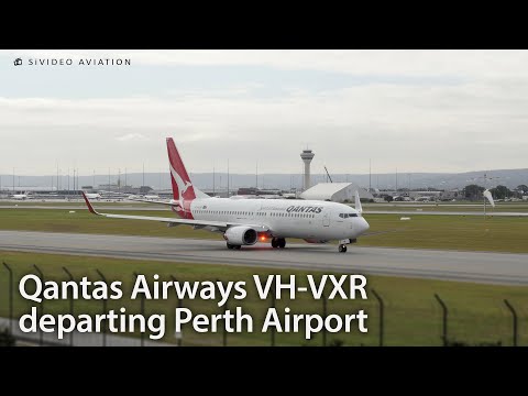 17 years old today - Qantas Airways (VH-VXR) departing Perth Airport.