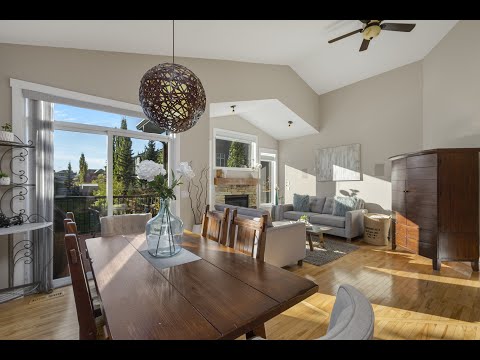 Must See Meticulous Bungalow in the Beautiful Community of Royal Oak