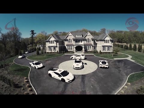 AiMedia #TheWhiteIssue built by Martino Auto Concepts