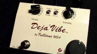 Video thumbnail for Fulltone Mini Deja Vibe Pedal by ProGuitarShopDemos