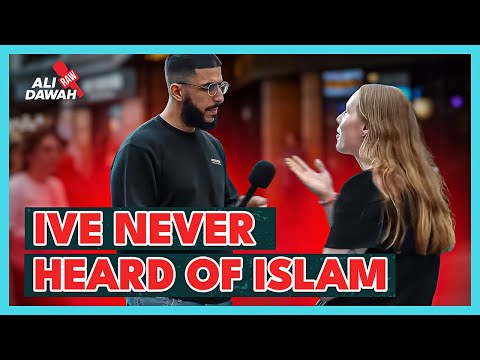 CHRISTIAN GIRL DISCOVERS ISLAM FOR THE FIRST TIME