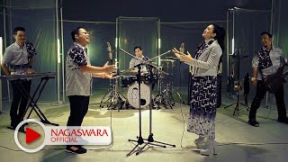 Wali &amp; Fitri Carlina - Sakit Tak Berdarah (Official Music Video NAGASWARA) #music