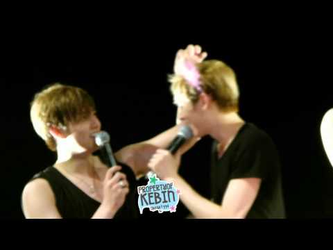 [Fancam] UKISS Eli & Kevin - 2013.04.20 Hairband @ SG [@propertyofkebin]