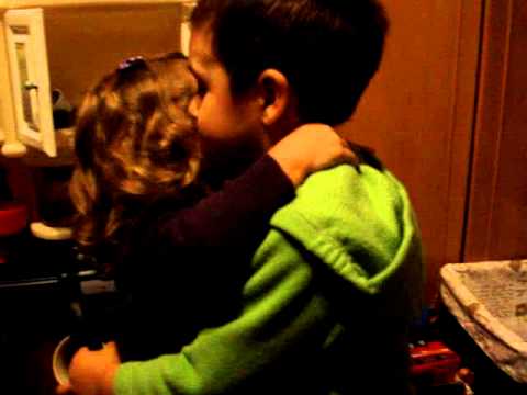 David 2,5 luni vs Thea Episodul 2