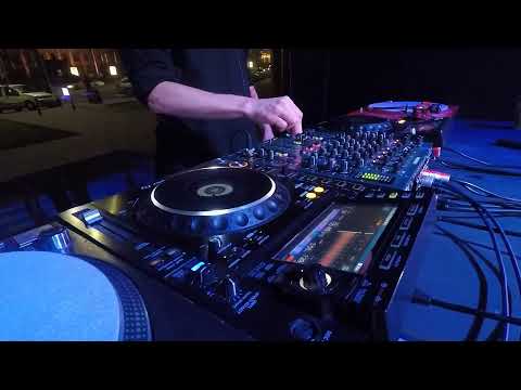 The Blue Oyster : Technovy / 09.12 / 17 - 18