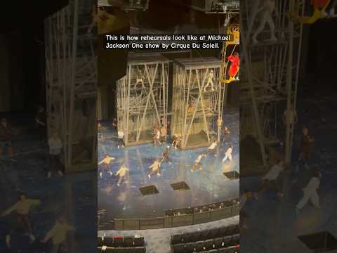 Behind the scenes of hard work and dedication 🎭 #dancers  #passion #cirquedusoleil #behindthescenes