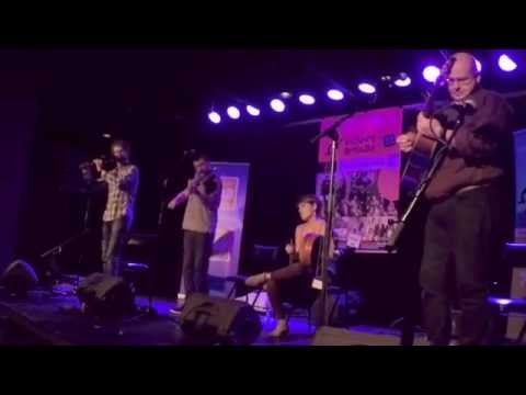 Comas - Joe Tom's / The Brocca / The Donegal Lass - Live in Montreál