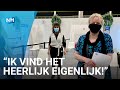 Maria vaccineert haar eigen moeder tegen corona