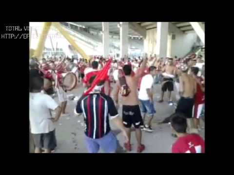 "LA HINCHADA DE INSTITUTO EN EL CLASICO DE VERANO" Barra: Los Ranchos &bull; Club: Instituto