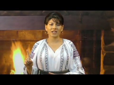 Aurelia Caprita  - De o lună şi mai bine (Official Video)