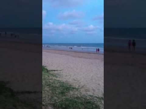 ชมทะเลและชายหาดเจ้าหลาว จันทบุรี : ฐาพาเที่ยว