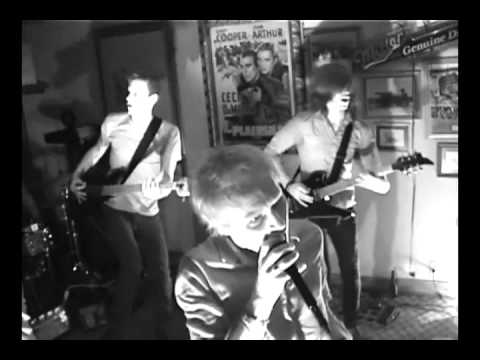 The Faint - Agenda Suicide (Live at The Brothers Lounge 2001)