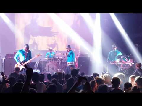 The Aquabats - Fashion Zombies (live)