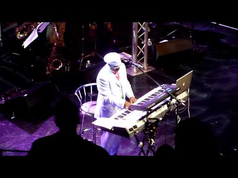Leroy Hutson - All because of you - Live in London - August 2010