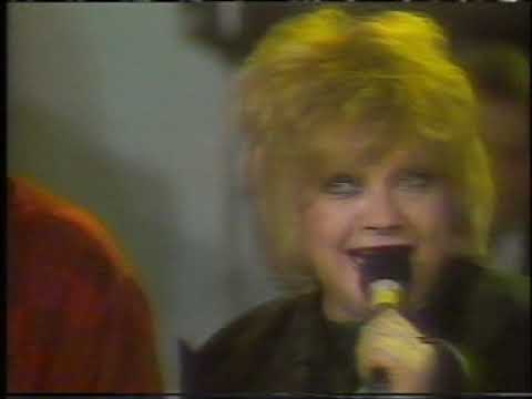 BISERA VELENTANLIĆ i BOBA STEFANOVIĆ -"Georgia On My Mind", uz Plesni orkestar RTV NS 1992.