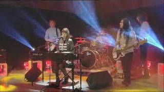 Kate Nash - Do Wah Doo + Intro (Live on GMTV)