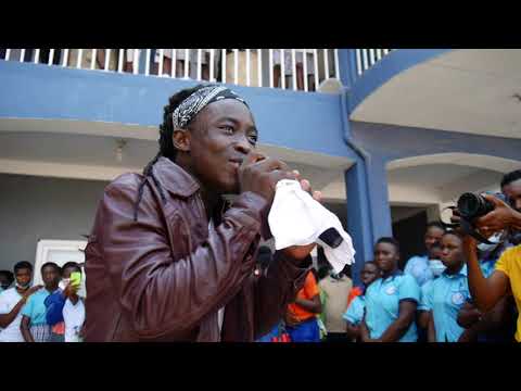 Wow, so much Energy. Righteous Vandyke causes traffic with this energetic performance