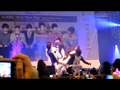 [FANCAM]110610 U-KISS BNK SHUT-UP @KL PAVILLION