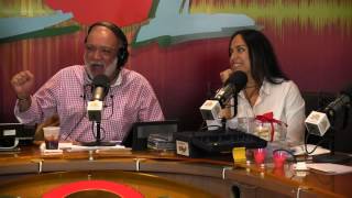 Jochy Santos llama a Roberto Cavada para comunicarle que las oyentes quieren se deje la barba