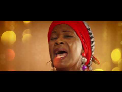 LILY GOHILOU  Le Sang de Jesus