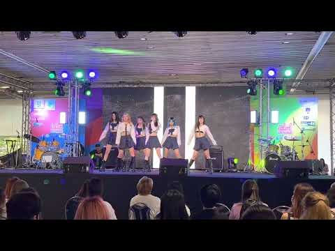Bite Me - Berry Berry [Over All Fancam] @Idol Exchange Idol’s Color 03.06.23