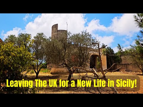 (1) I BOUGHT a VILLA in Sicily! UK to Italy Renovation Adventure