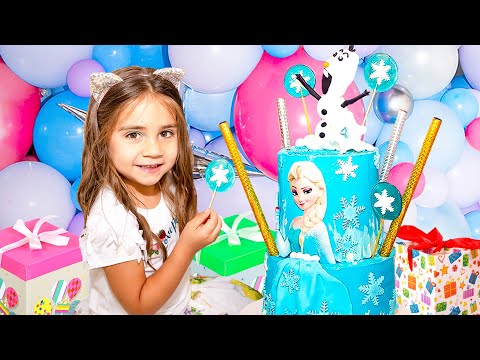 Mia celebra su 4º aniversario con familiares y amigos | Colección de cumpleaños de vacaciones