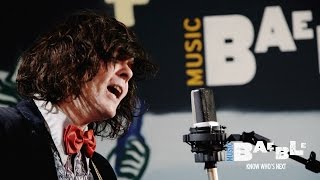 Beach Slang performs &quot;Spin The Dial&quot; || Baeble Music