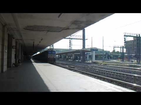E656.476 sull' EXP 14316 Napoli Centrale - Lourdes, in partenza da Roma Ostiense
