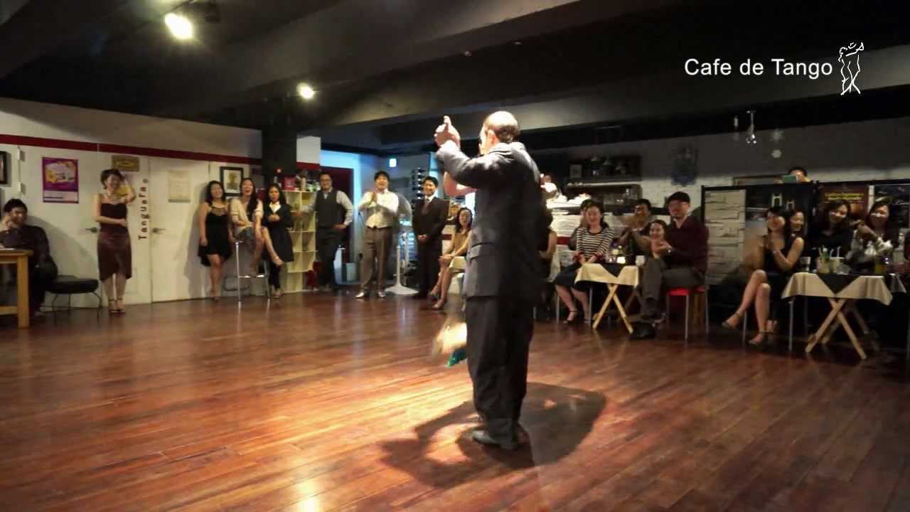 DANIEL NACUCCHIO y CRISTINA SOSA in Cafe de Tango, Busan, Korea