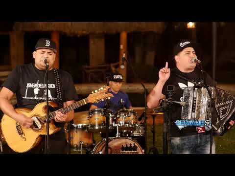 Los Desvelados - En Uno Al 7 (En Vivo 2018)