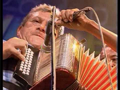 LA SANGRE LLAMA - LOS HERMANOS ZULETA