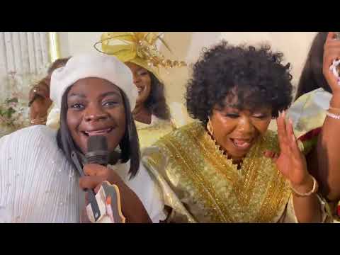 YINKA ALASEYORI LEADS PRAISE SONGS AT IYABO OJO SURPRISE MOTHERS NIGHT CELEBRATION PARTY