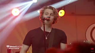 ►Moving Along - 5 Seconds of Summer ღ live [Sub en Español] (lyrics)