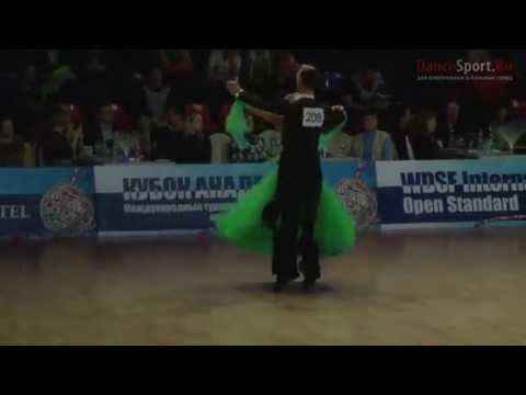 Sergey Sutyrin - Natalia Sazhina, 1/8 English Waltz