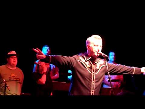 Billy Bragg - New England - A Tribute To Kirsty MacColl 10/10/2010