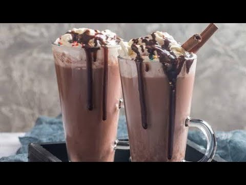 banane shake recipe||choco icecream banana milk shake in 1 minute, with twist