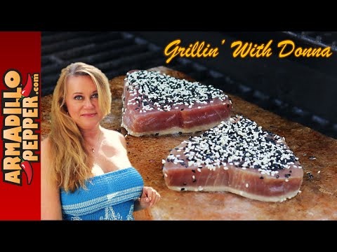 How to Make Tuna Steaks on a Himalayan Salt Plate